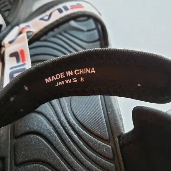 NWOT FILA Sandal. - Picture 8 of 9